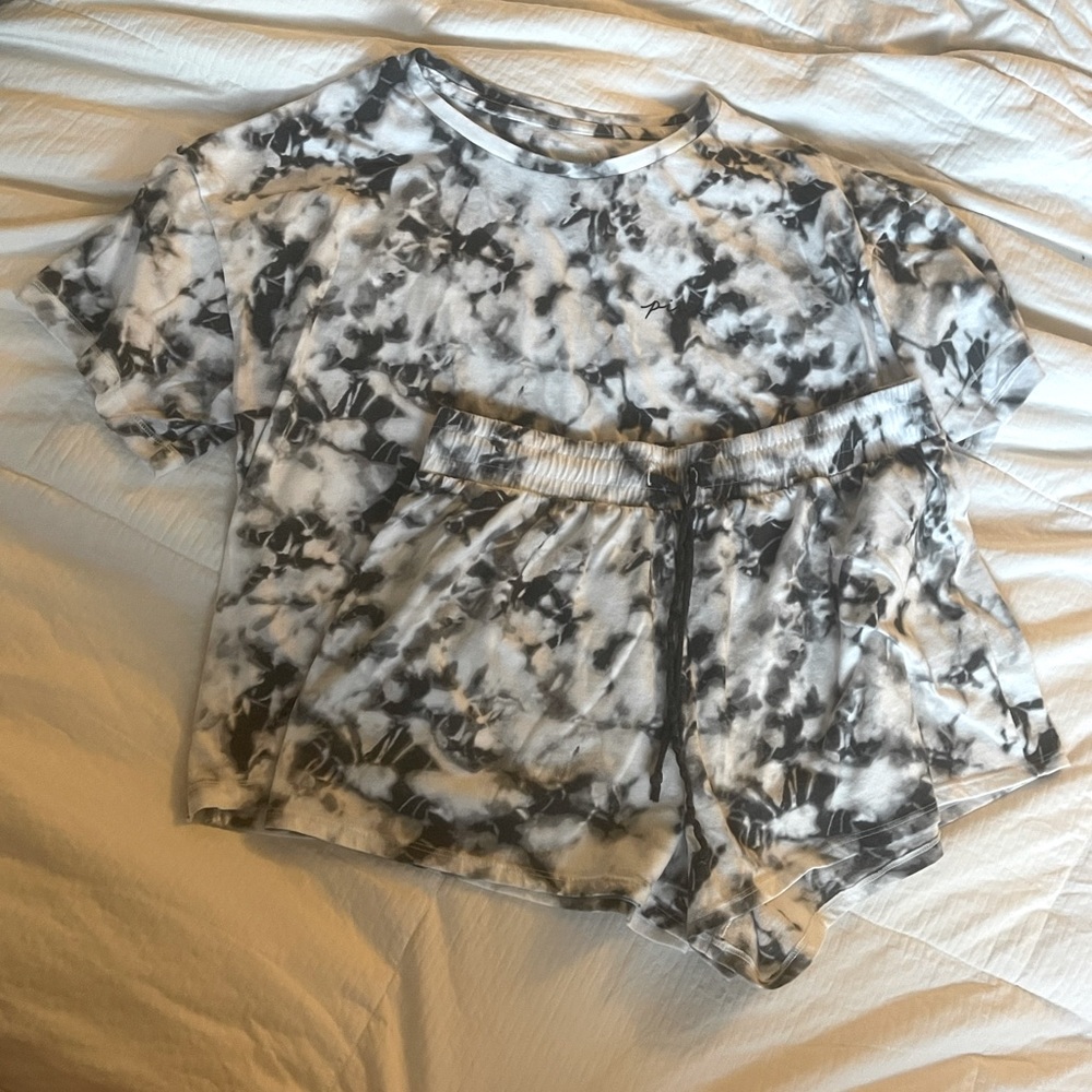VS tie dye short set